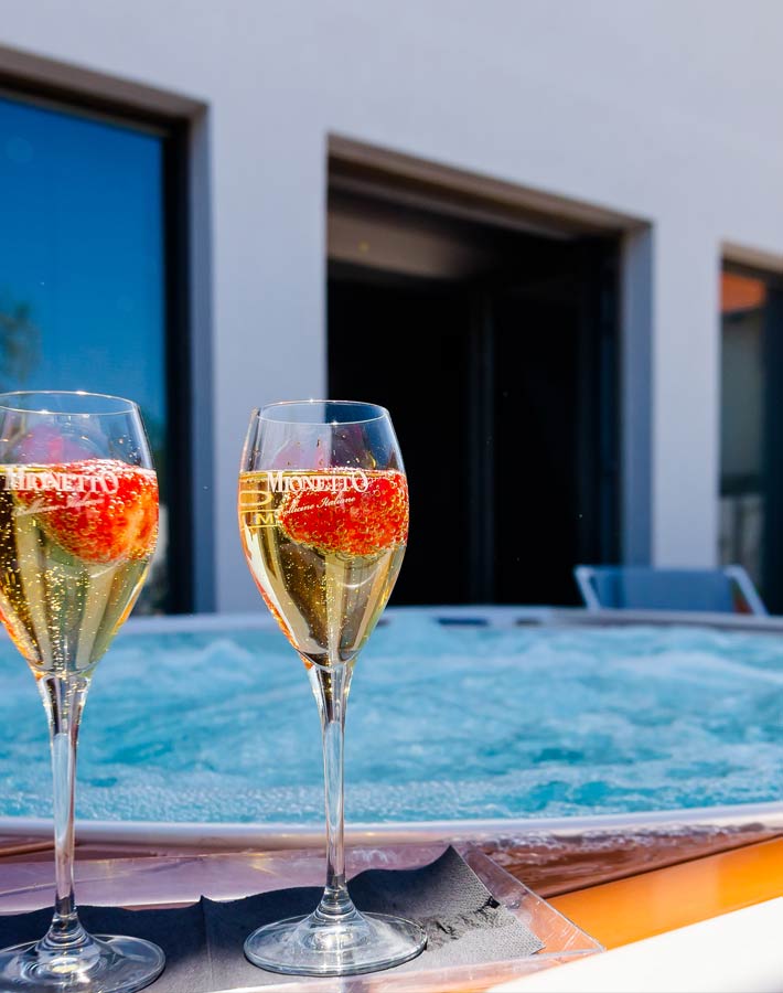 jacuzzi